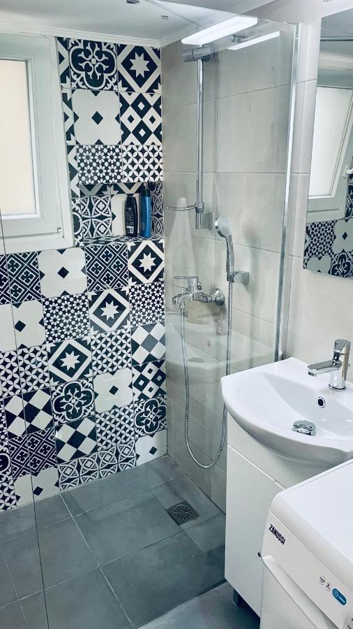 70M2 Apartment 4 Mins From Athens Central Station! Εξωτερικό φωτογραφία